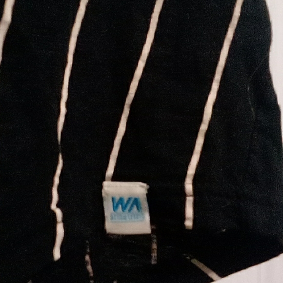 T shit - Picture 2 of 3